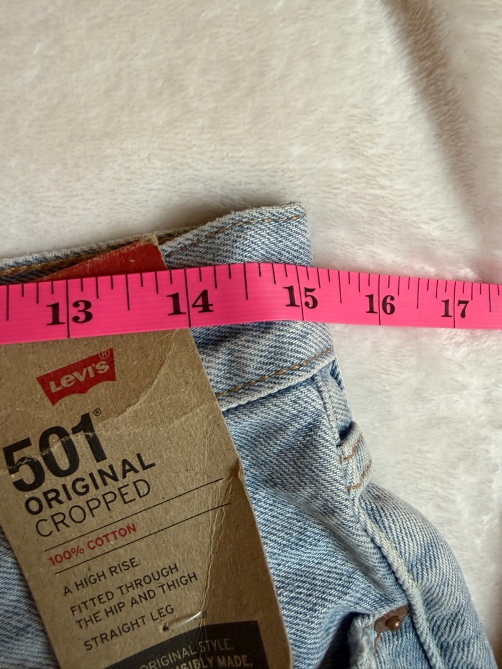 Levi's 501 High-Rise Light Wash Straight-Leg Jeans - Picture 10 of 12